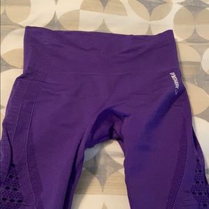 Gym shark leggings